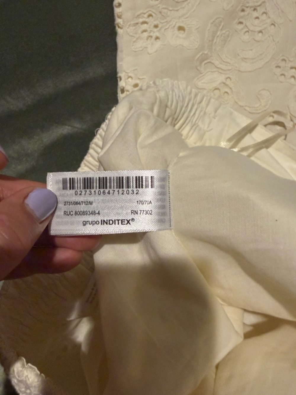 Zara Cream Eyelet 2-Piece Set - Picture 5 of 11